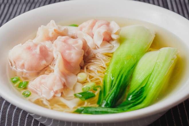 Shrimp Wonton Noodle Soup 云吞汤麵
